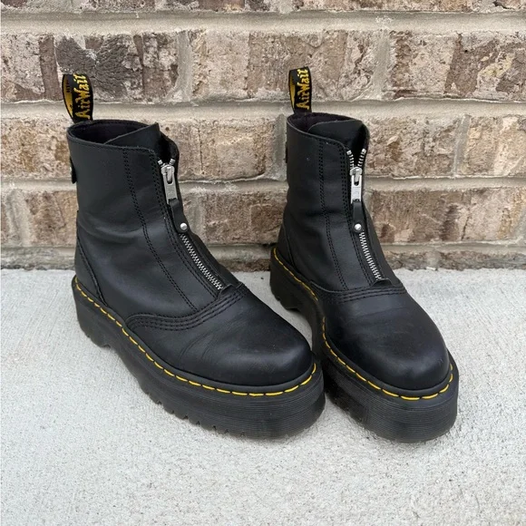 Dr. Martens Black Leather Front-Zip Boots with Yellow Stitching DR. MARTENS JARRICK II LACED ZIP FRONT LEATHER PLATFORMS  main image 4